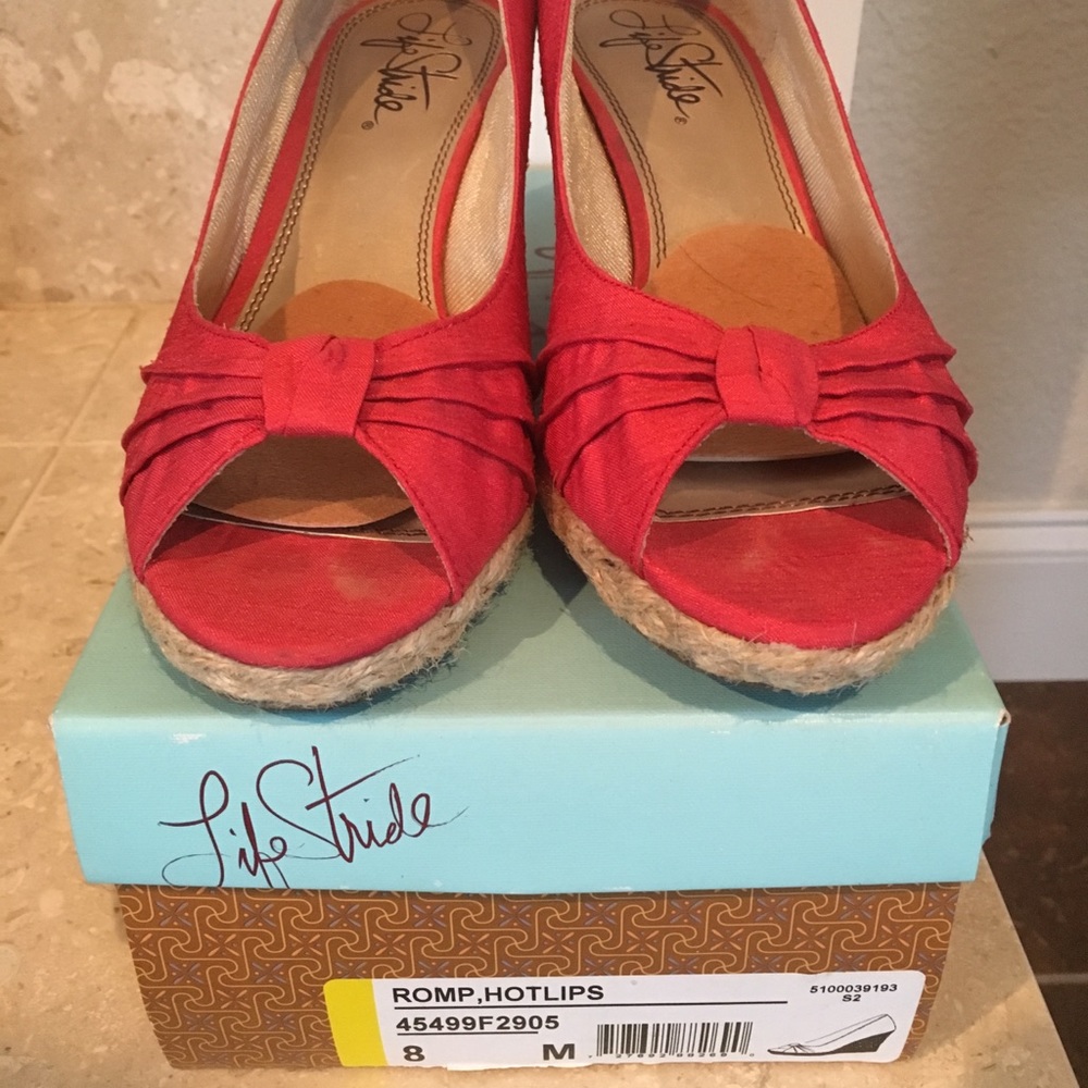 Life Stride wedges size 8